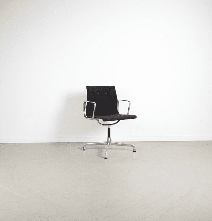 Vitra Eames EA 104 Stoel Bruin Hopsak - Aluminium, Niet ingevuld, Zo goed als nieuw, Niet ingevuld, Niet ingevuld