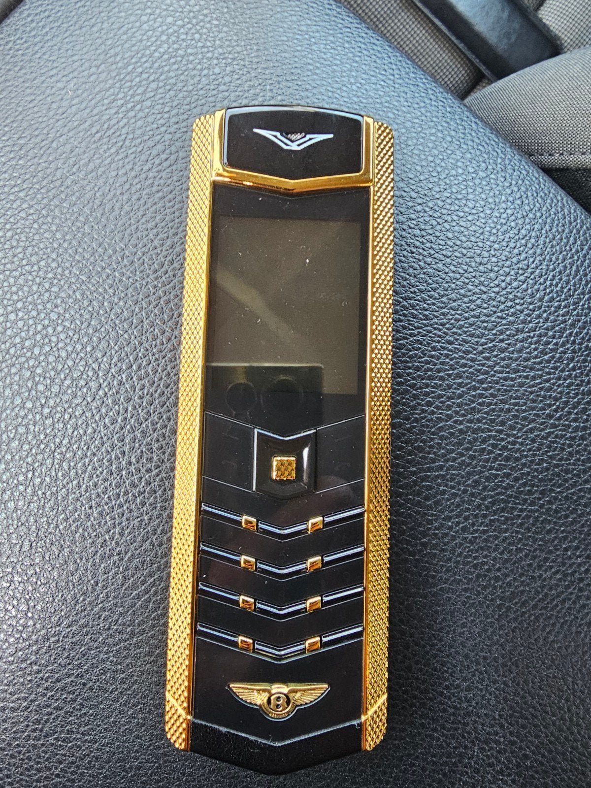 Vertu S-818772 Luxe Telefoon Goud Zwart, Gebruikt, Ophalen of Verzenden, Minder dan 3 megapixel, Klassiek of Candybar