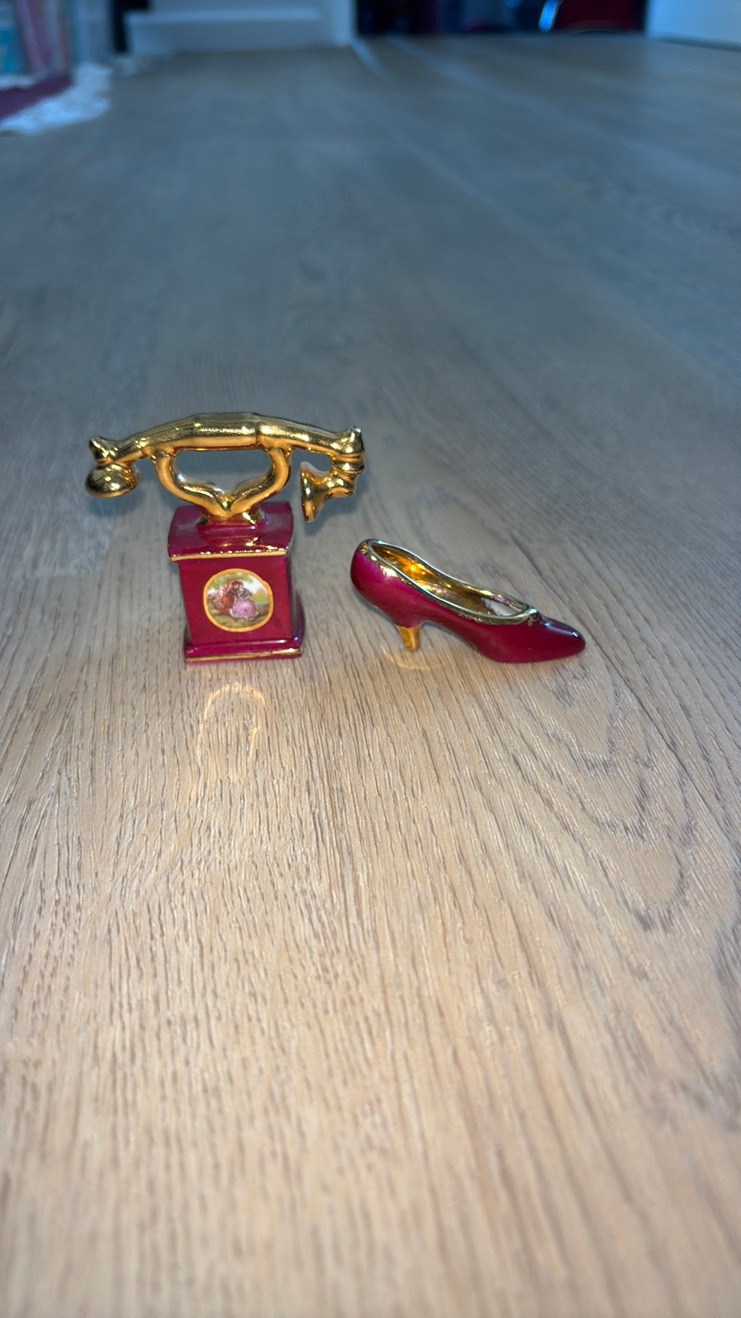 Vintage Limoges miniaturen – Porselein rood/goud (Gemerkt), Antiek en Kunst, Ophalen of Verzenden