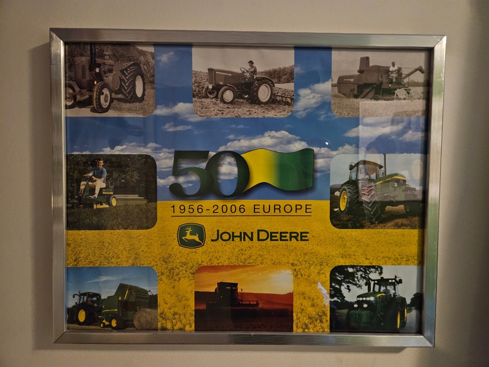 John Deere 50 Jaar Europa Jubileum Poster Ingelijst, Ophalen