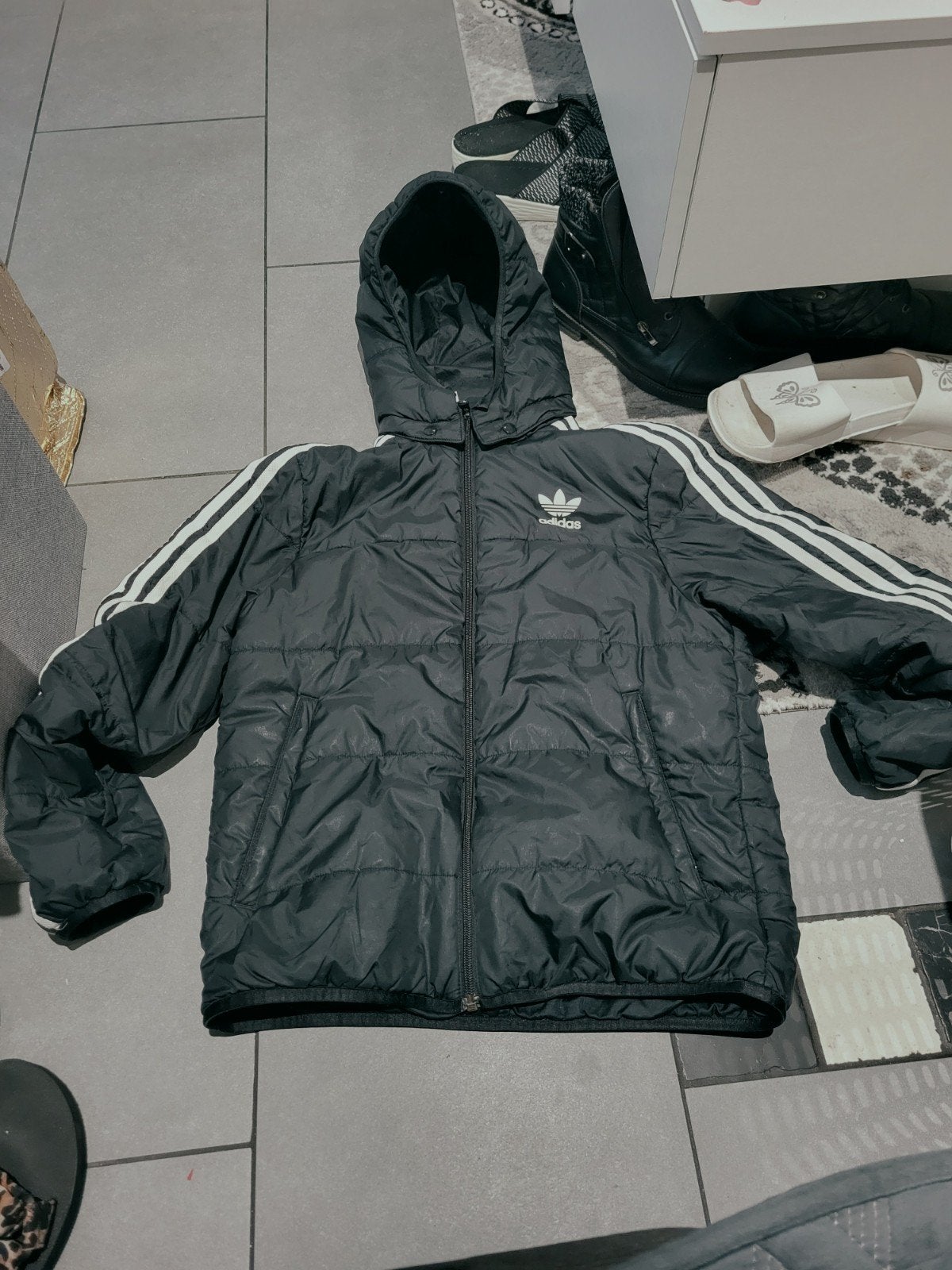 Adidas gewatteerde jas voor kinderen, maat 152, Kinderen en Baby's, Kinderkleding | Overige, Ophalen of Verzenden, Gebruikt, Adidas