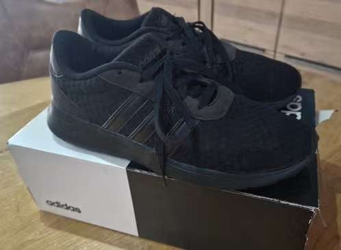 ZGAN Zwarte Adidas little racer sneakers-gymschoenen 40, Sportschoenen, Ophalen of Verzenden, Zo goed als nieuw, Jongen