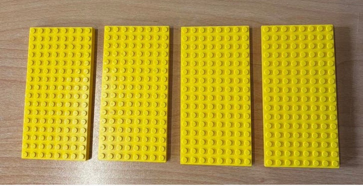 LEGO gele grondplaatjes 8x16 cm ( 1 cm dik) 25 st., Ophalen of Verzenden, Zo goed als nieuw
