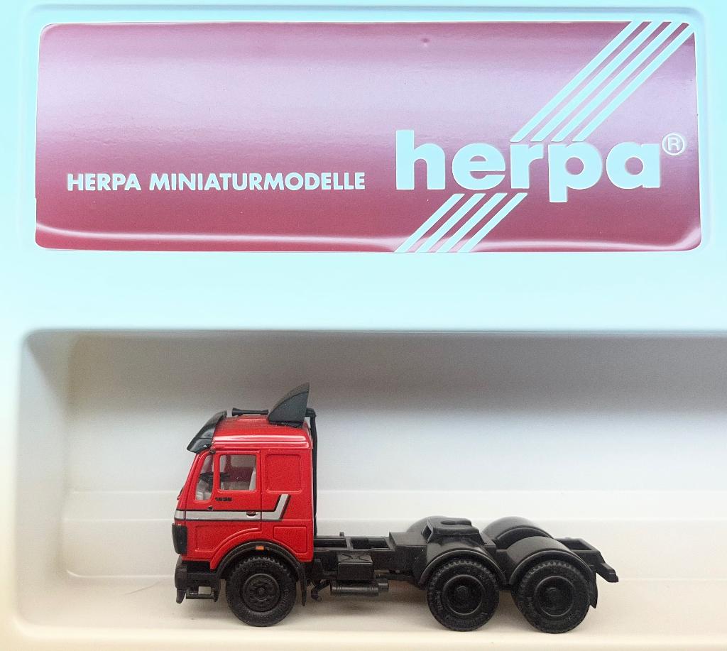 1:87 Herpa ,  Mercedes Truck 1638, Hobby en Vrije tijd, Modelauto's | 1:87, Ophalen of Verzenden, Zo goed als nieuw, Bus of Vrachtwagen