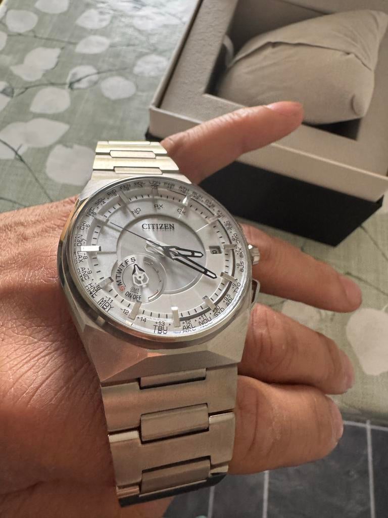 Citizen Satellite Wave F100 herenhorloge, Overige materialen, Overige materialen, Ophalen of Verzenden, Zo goed als nieuw
