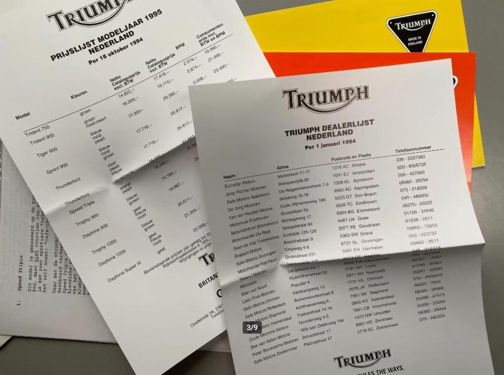 Triumph persmap uit 1994 (Greenib), Ophalen of Verzenden, Triumph
