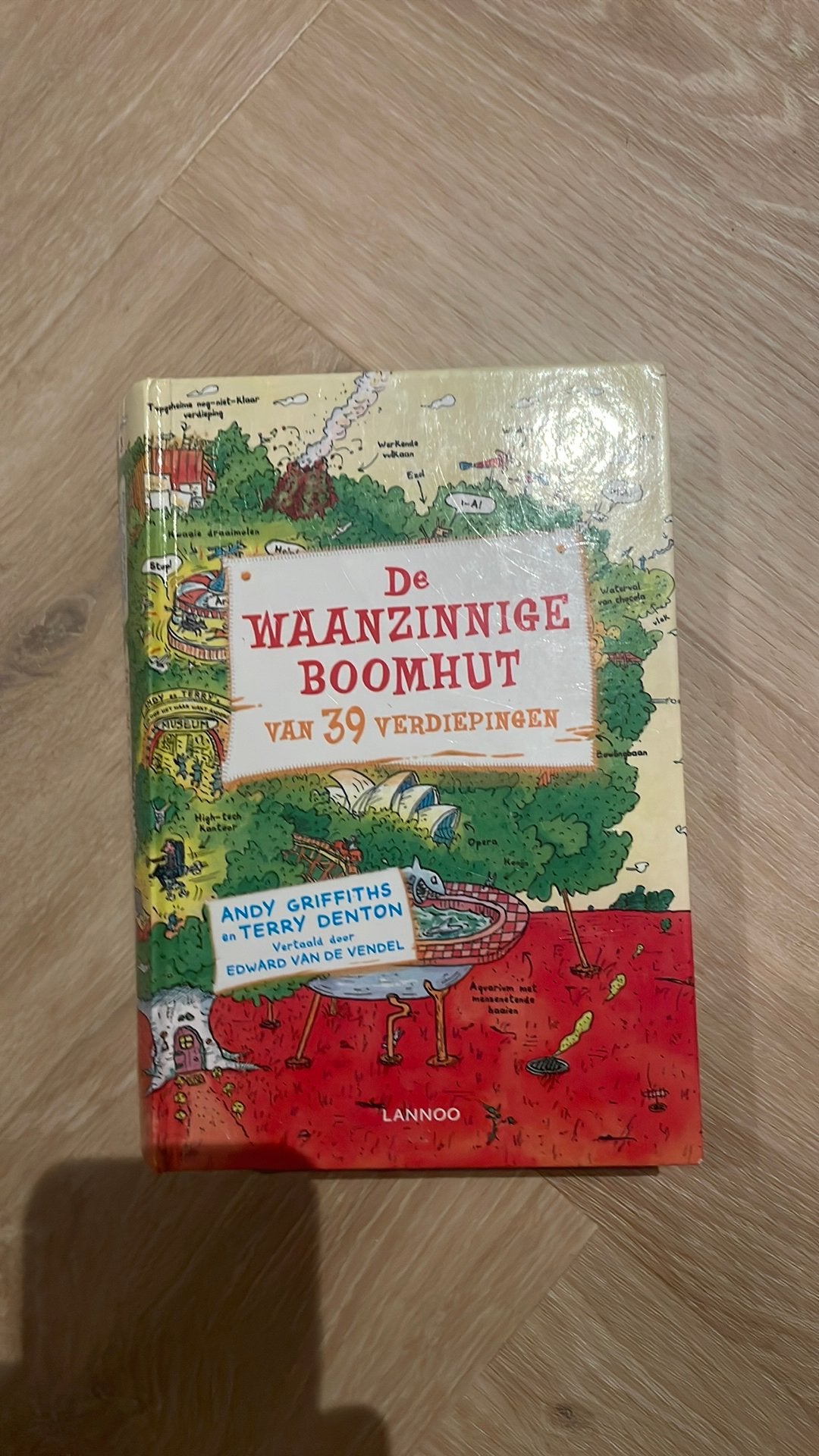 De waanzinnige boomhut deel 3 - Andy Griffiths, Ophalen of Verzenden, Zo goed als nieuw, Fictie