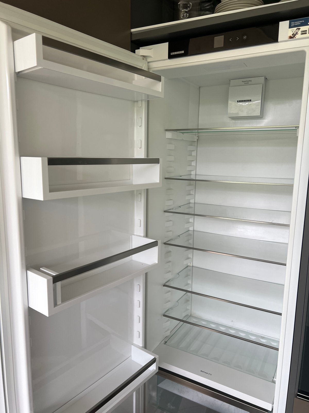 Liebherr koelkast 3 jr oud defect, printplaat moet vervangen, Ophalen, Zonder vriesvak, 200 liter of meer, 60 cm of meer