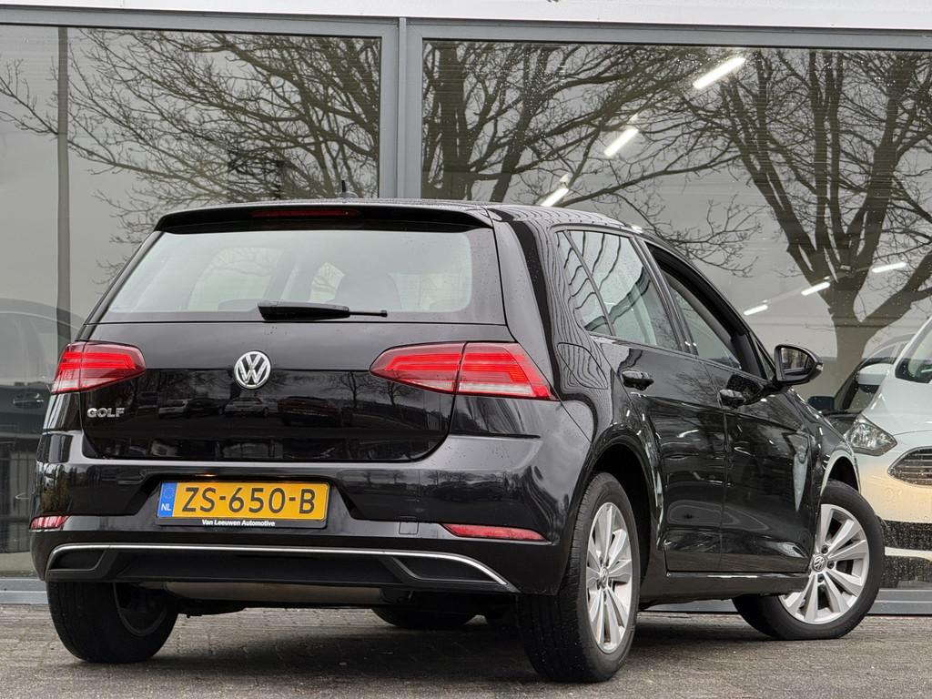 Volkswagen Golf 1.0 TSI Comfortline | RIJKLAAR | NAP | Navi, Auto's, Stof, Zwart, Origineel Nederlands, Bedrijf
