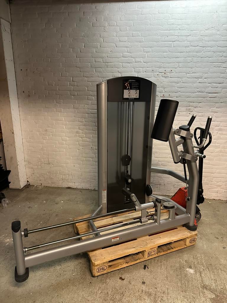 Life Fitness Signature Line Glute Machine, Sport en Fitness, Fitnessmaterialen, Ophalen, Info@defitnessmakelaar.nl, Life Fitness