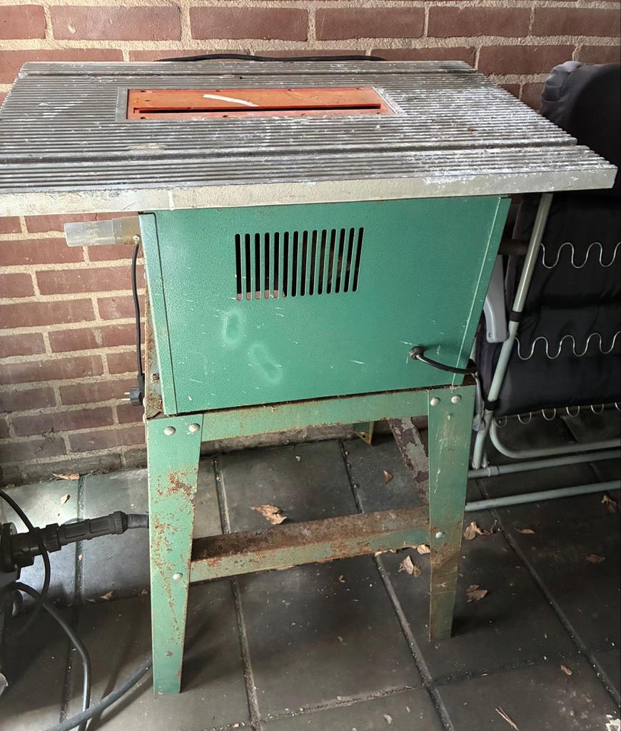 220V Zaagtafel - Robuust en Klaar voor Gebruik, Gebruikt, Overige typen, Ophalen of Verzenden, 30 tot 70 mm