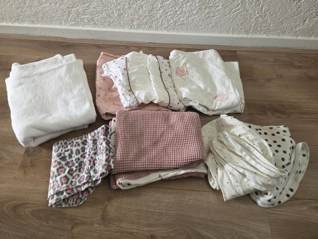 Baby spullen: dekens, lakens en voedingskussenhoezen, Ophalen, Gebruikt, Deken