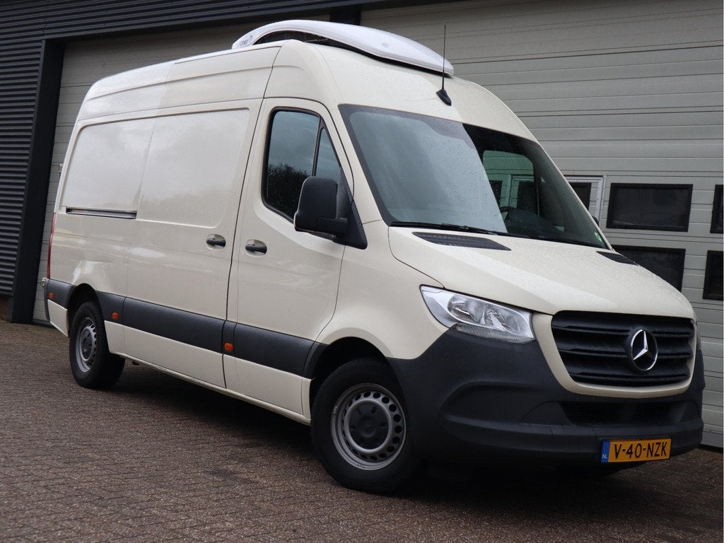 Mercedes-Benz Sprinter 316 CDI Euro 6 L2H2 - Kerstner Koelwa, Auto's, 13 km/l, Gebruikt, 4 cilinders, Wit