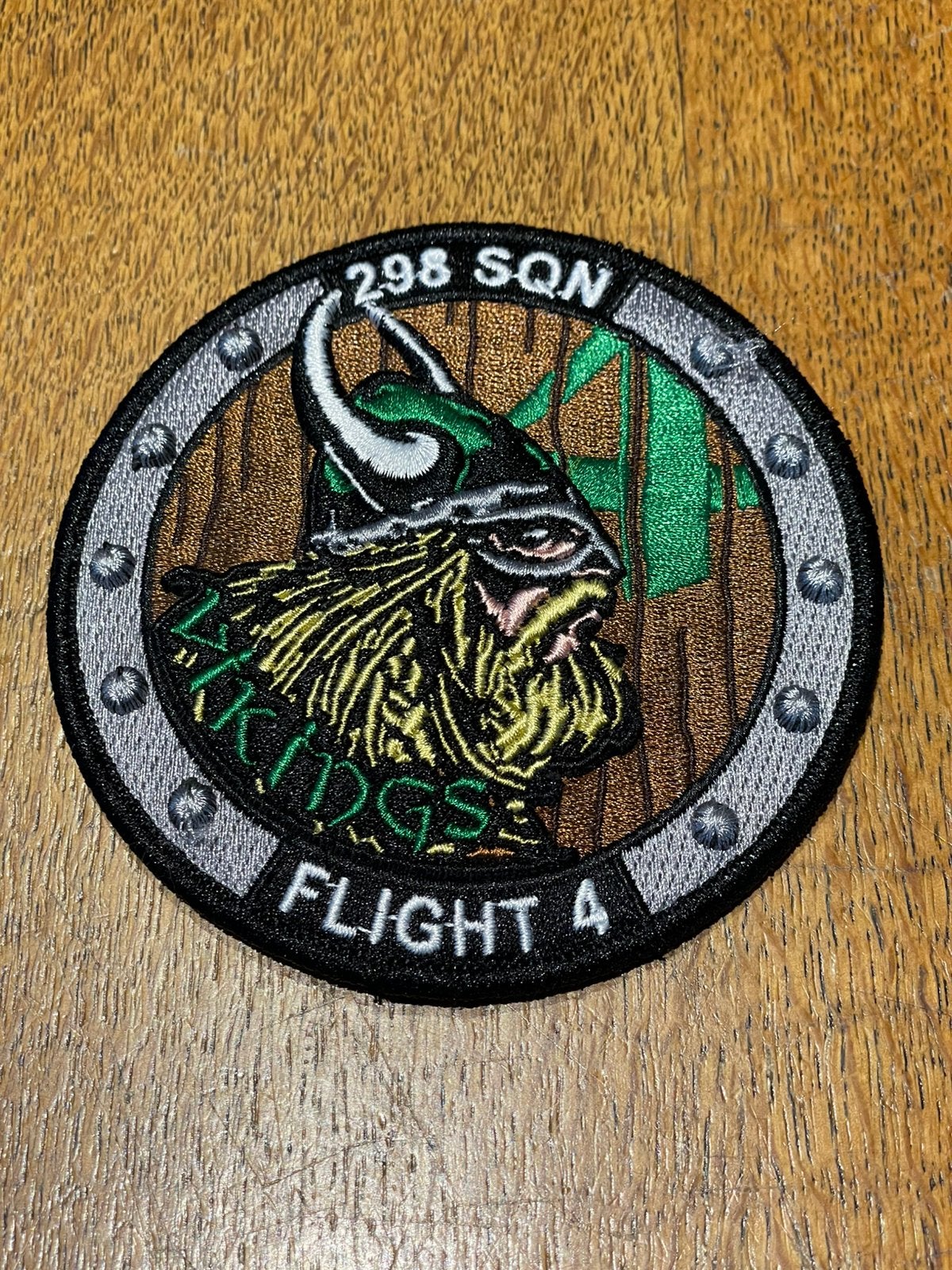 Vikings' Flight 4 patch van het 298 Squadron, Verzamelen, Verzenden, Luchtmacht, Nederland, Embleem of Badge