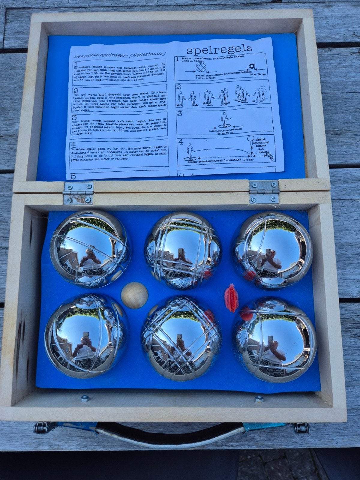 Jeu de boules, Ophalen, Nieuw