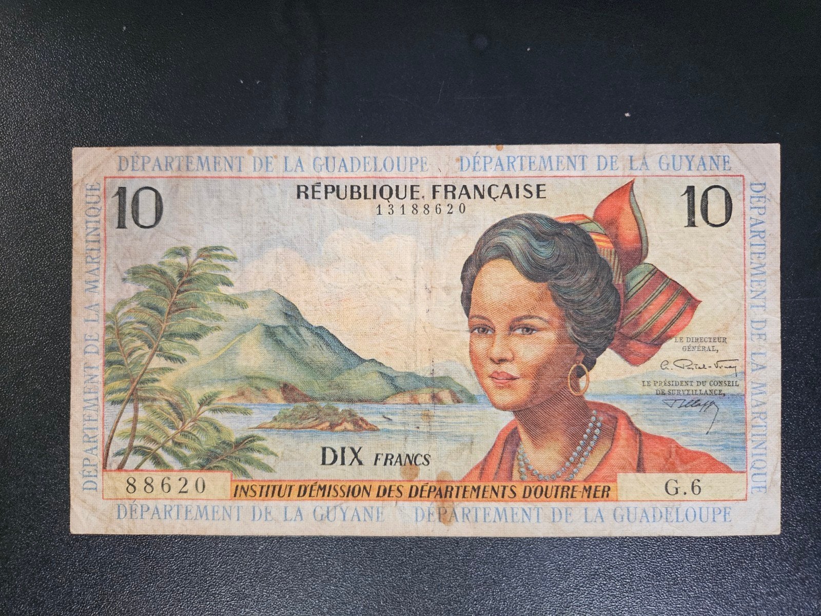 Franse Antillen pick 8b 1964 10 francs, Ophalen of Verzenden, Midden-Amerika, Los biljet