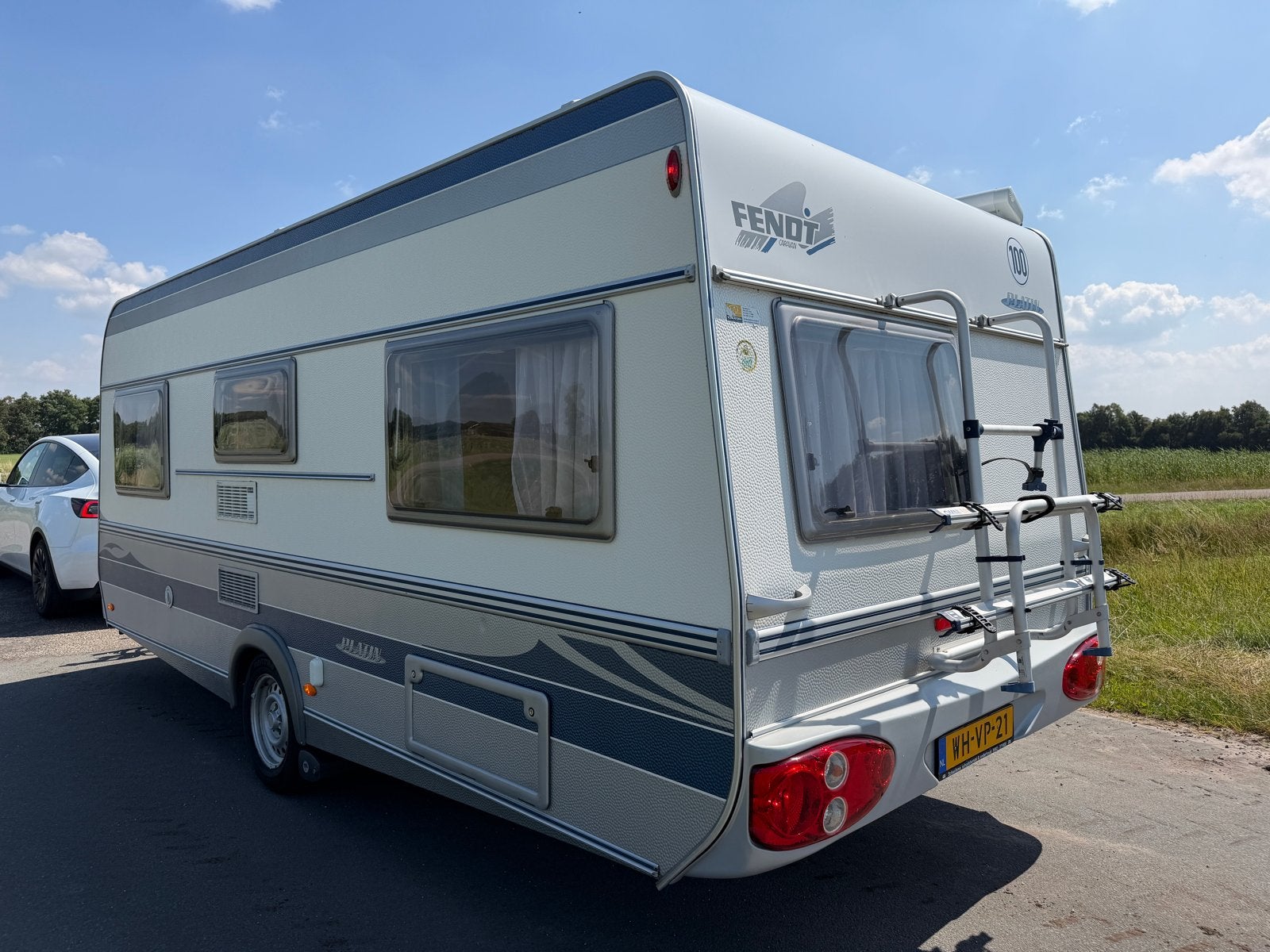 Fendt Platin 510 TF Splinternieuwe voortent | Mover | Luifel, Caravans en Kamperen, Caravans, Rondzit, Frans bed, Particulier