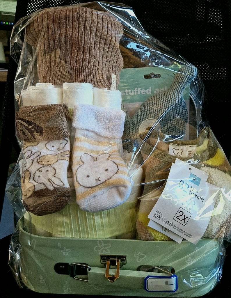 Stoere Luiertaart / kraamcadeau  – Woezel & Pip koffer, Kinderen en Baby's, Ophalen, Nieuw
