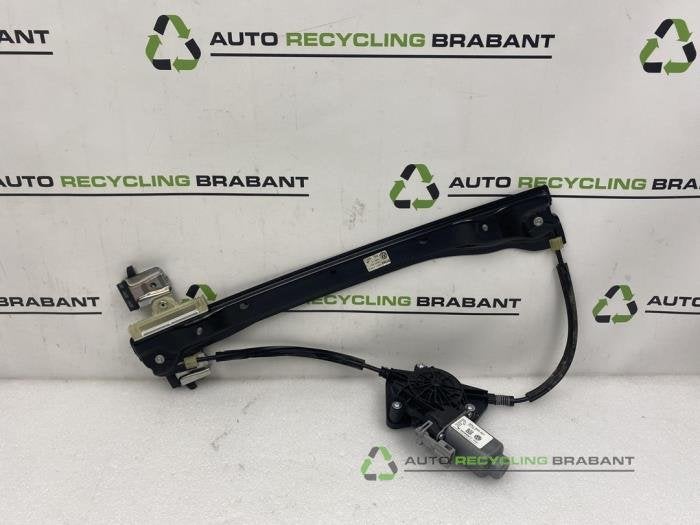 Ruitmechaniek 4Deurs rechts-voor van een Volkswagen UP, Gebruikt, -, -, Ophalen of Verzenden
