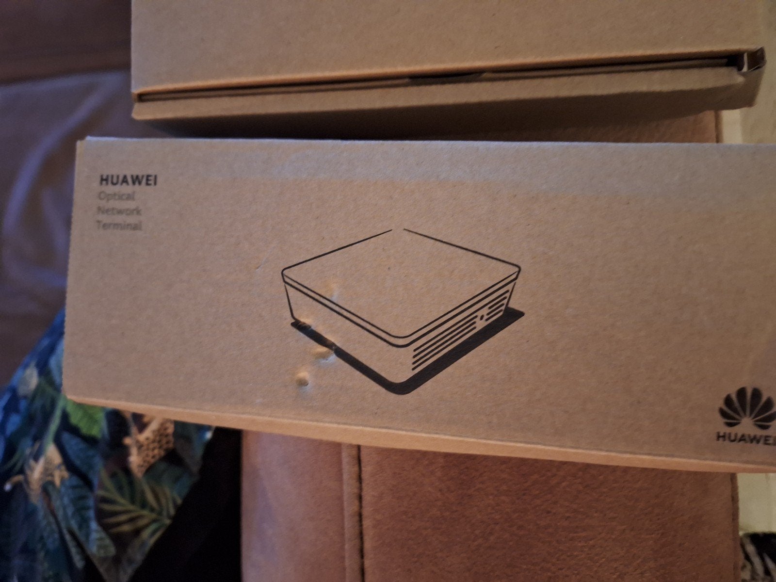 Huawei Optical Network Terminal (ONT) - Nieuw in doos, Ophalen of Verzenden, Nieuw, Router met modem, Huawei