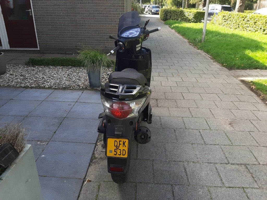 Foto 4 van KYMCO PEOPLE S