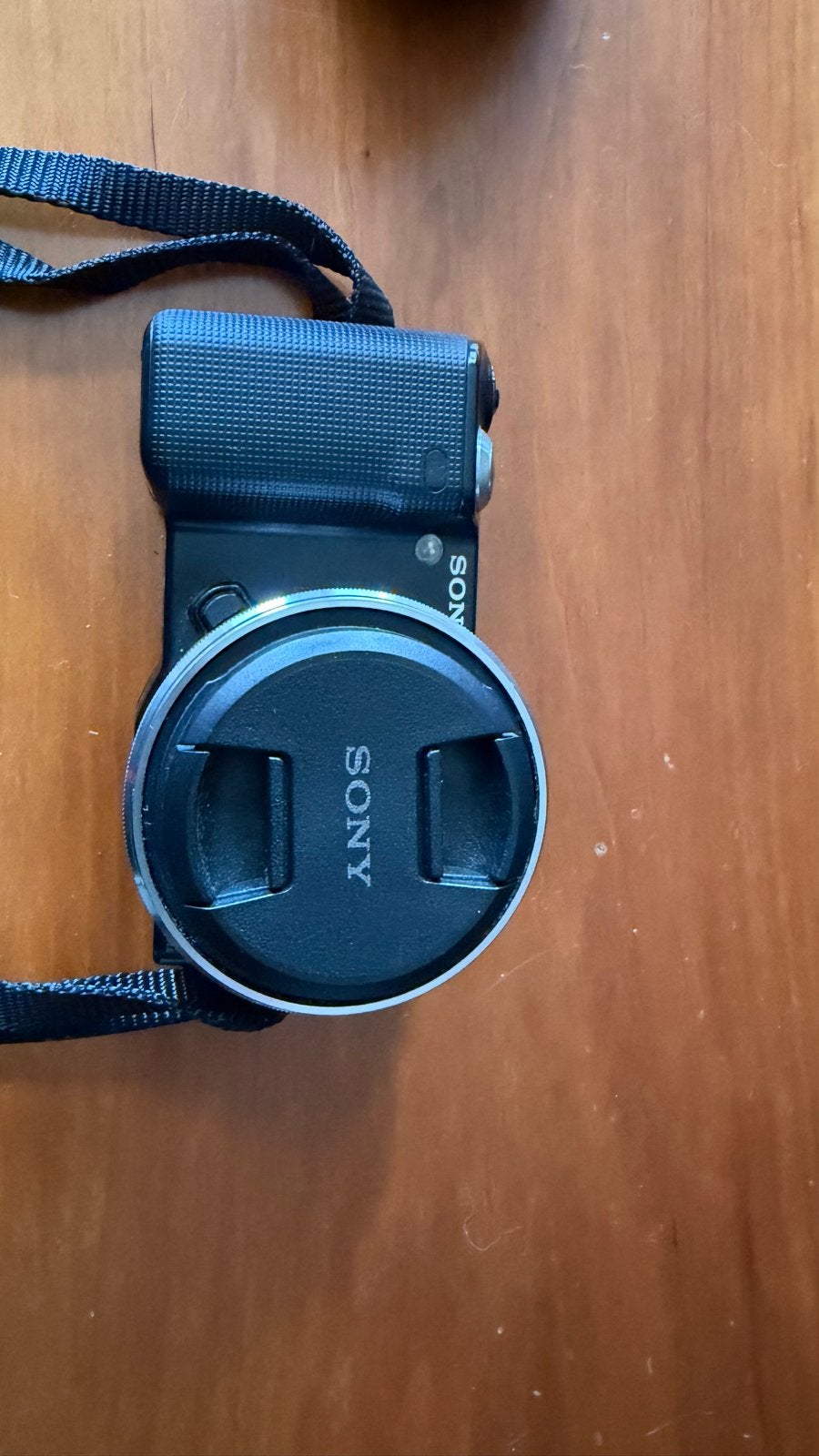 Sony NEX-5 Systeemcamera met 2.8/16 en18/55mm lens en tas, Ingebouwde flitser, Gebruikt, Ophalen of Verzenden, 4 t/m 7 keer