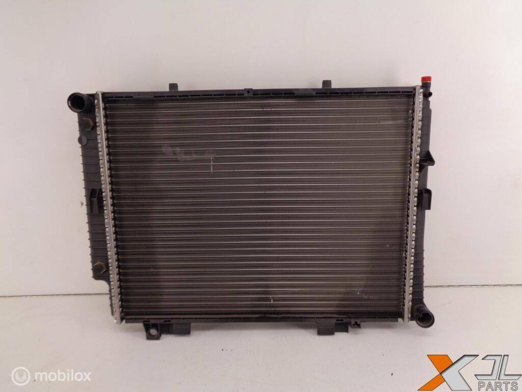 E-KLASSE W210 E290TD RADIATEUR GEBRUIKT  A2105006503, Gebruikt, Mercedes-Benz, Ophalen of Verzenden, Mercedes-Benz