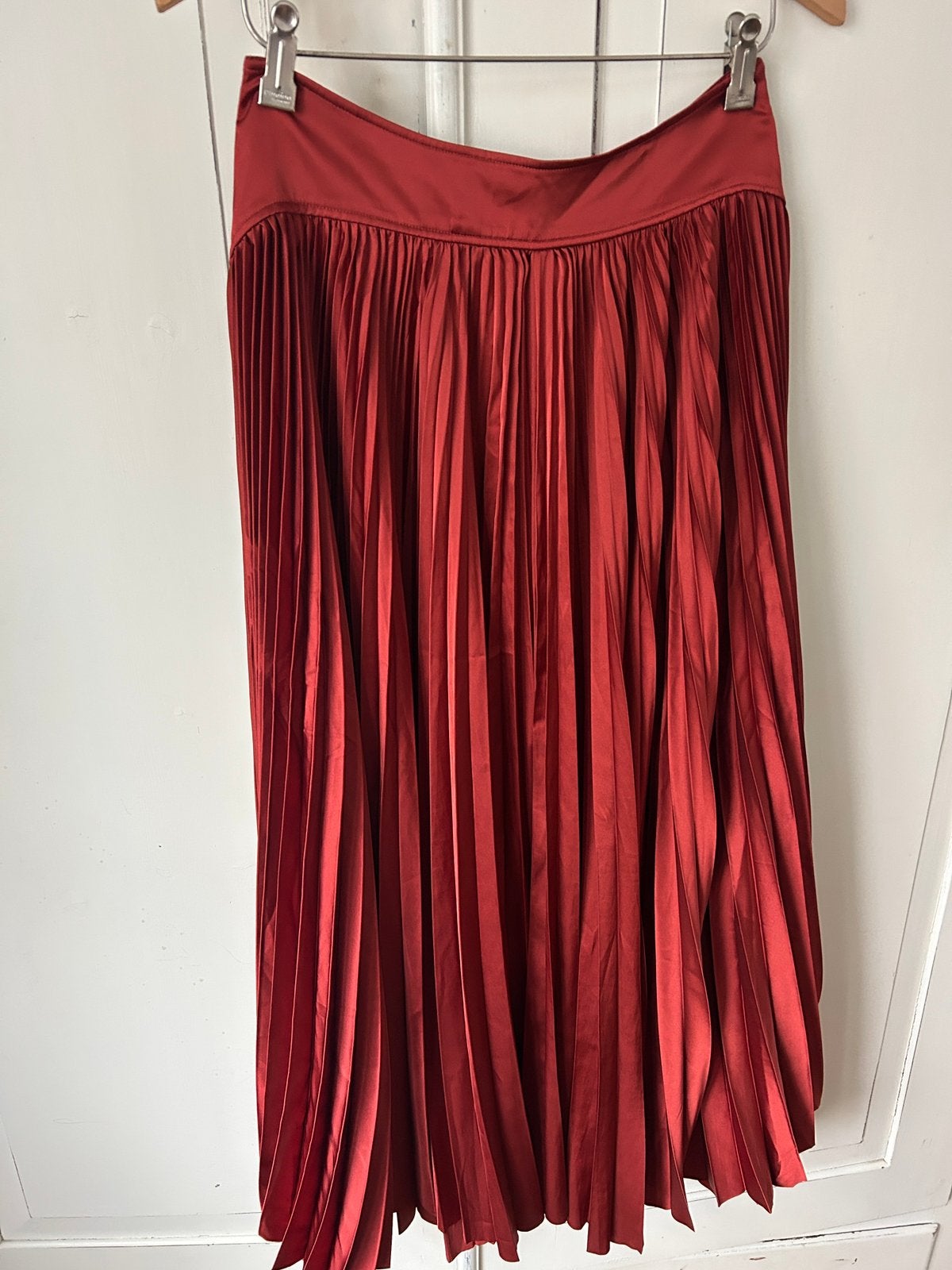 Prachtige burgundy maxi plooirok H&M nieuwstaat, Ophalen, Zo goed als nieuw, Onder de knie