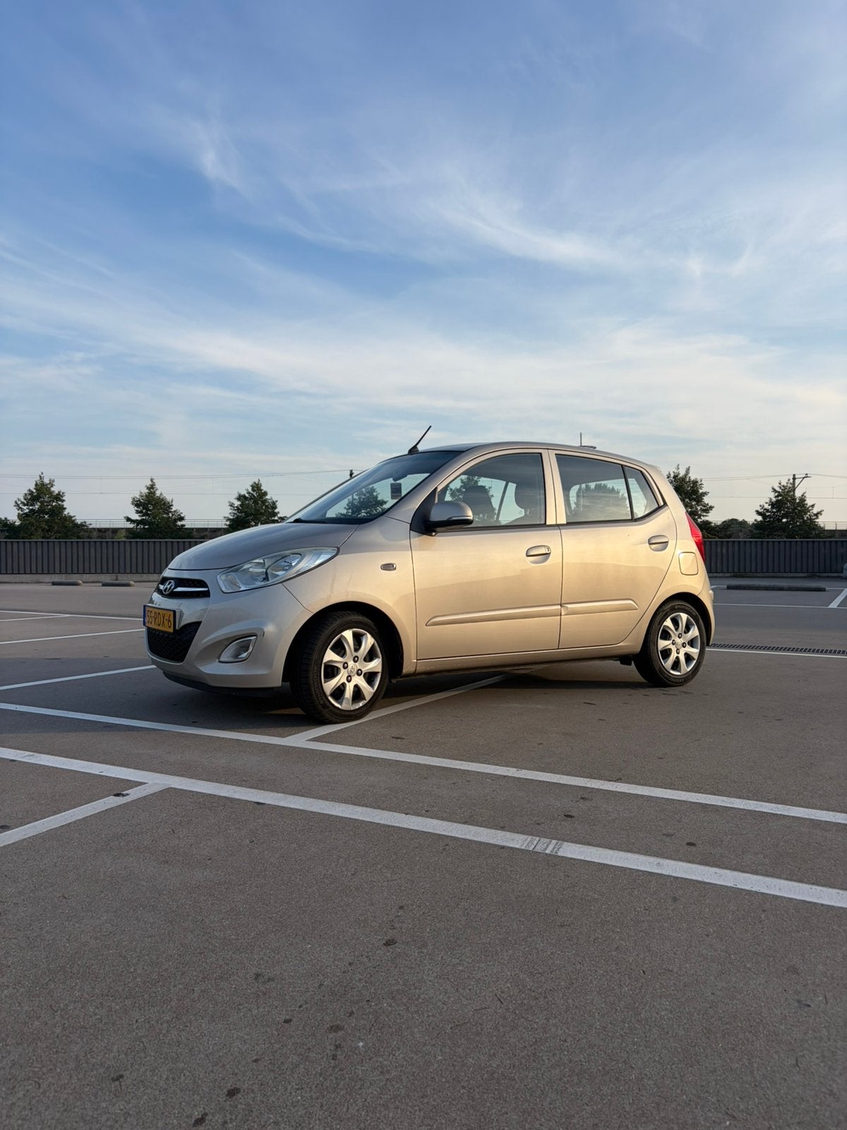 Hyundai i10 1.2 I 5DR 2011 Champagne, met extra winterbanden, Voorwielaandrijving, Euro 5, 4 cilinders, Handgeschakeld
