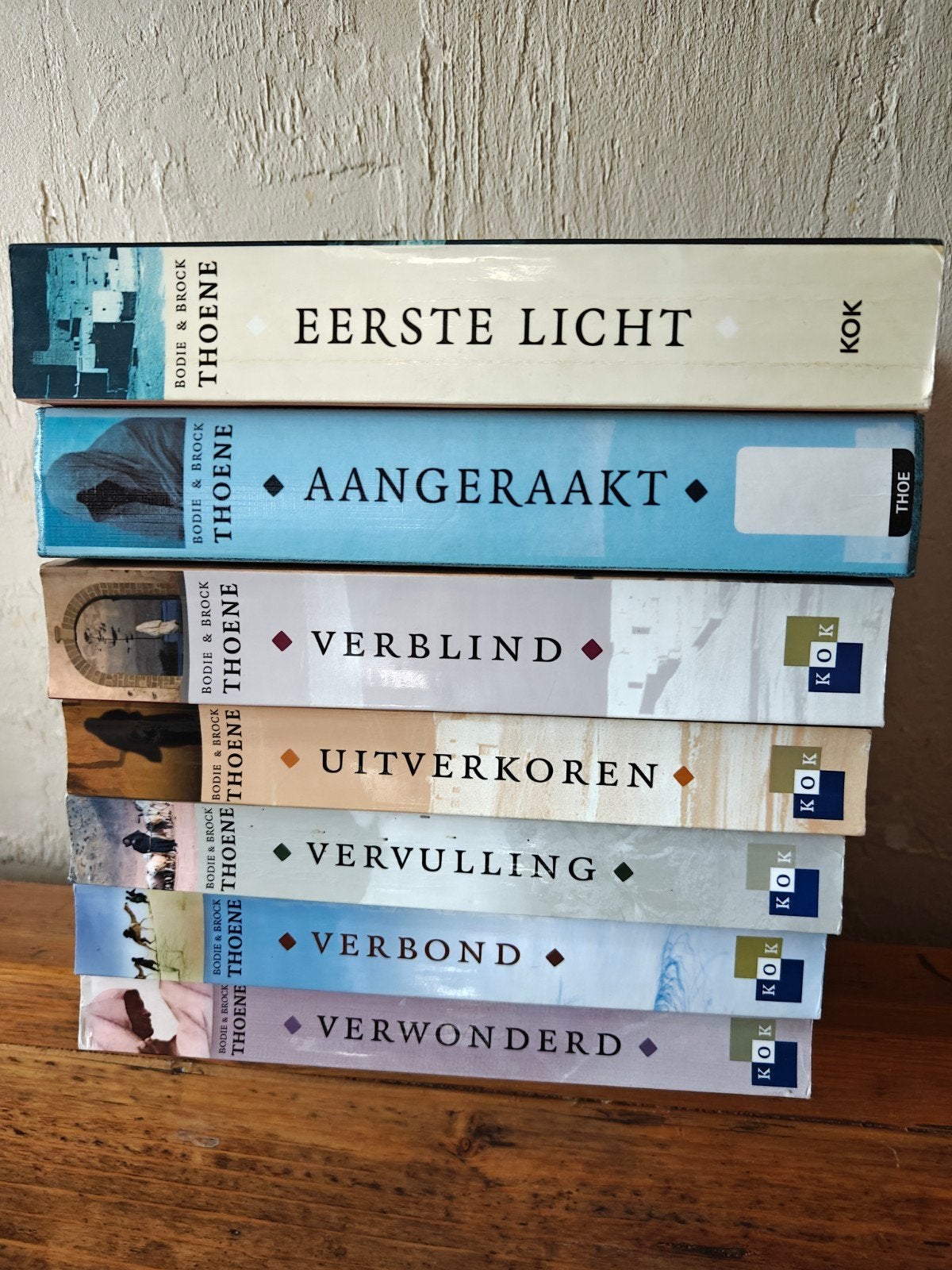 Bijna serie: Anno Domino kronieken., Ophalen of Verzenden, Zo goed als nieuw