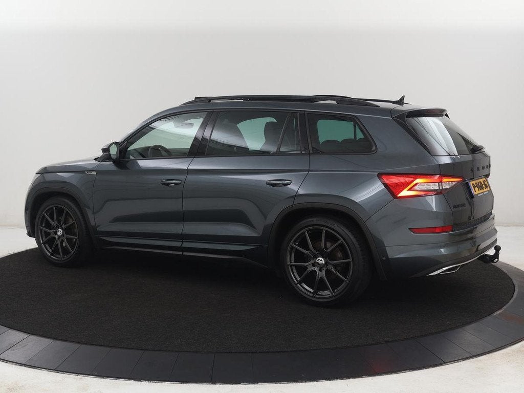 Skoda Kodiaq 1.5 TSI Sportline Business 7p. | Panoramadak |, Auto's, Skoda, 4 cilinders, 150 pk, Bedrijf, 1524 kg