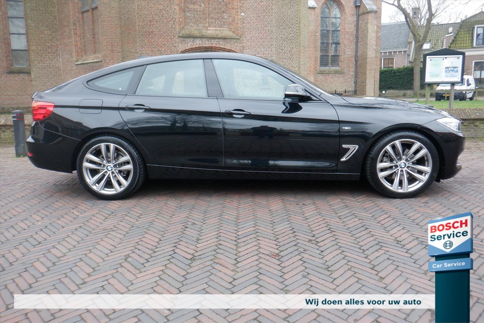BMW 3-Serie Gt (f34) 328i 245pk Aut High Executive Upgrade, Auto's, BMW, Gebruikt, 4 cilinders, Zwart, 1570 kg