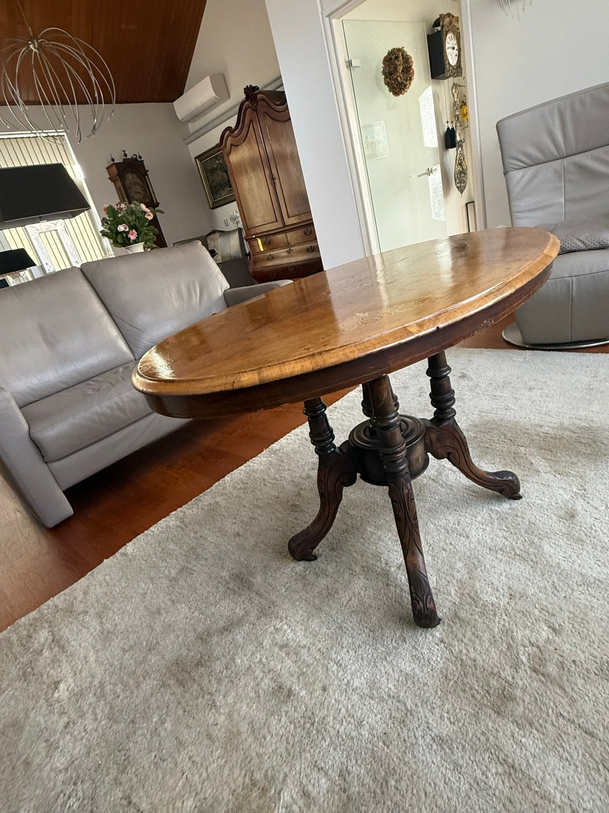 Antieke ovale salontafel met inlegwerk, Antiek en Kunst, Ophalen