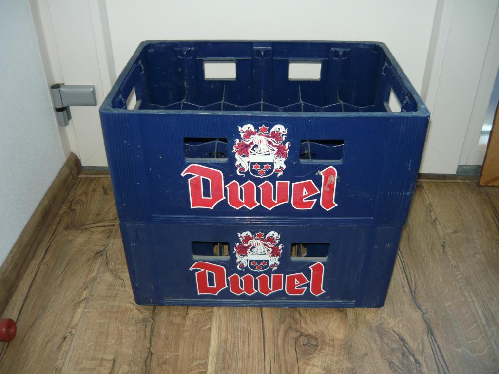 2 DUVEL MOORTGAT Bierkratten Jaren 70 - 80 (Bier Kratten), Verzenden, Gebruikt, Overige typen, Duvel