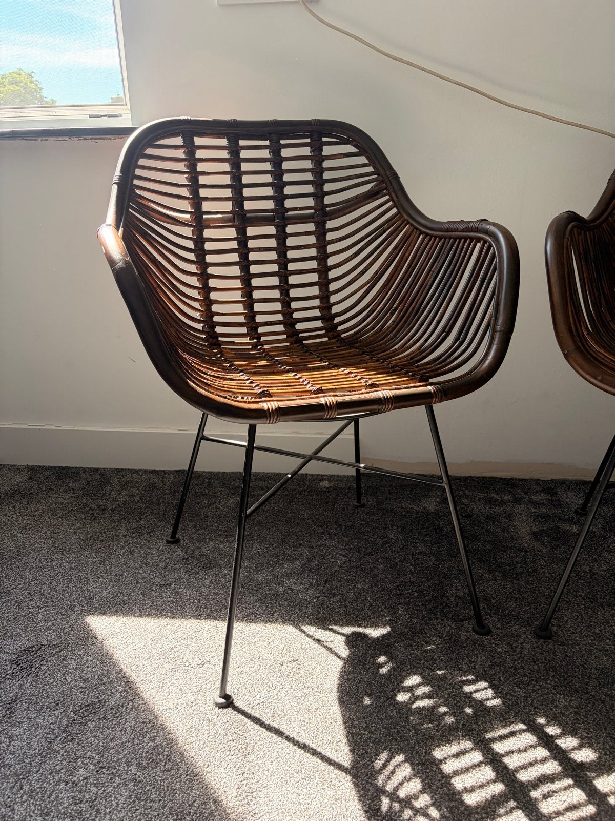 2 Rotan eetkamerstoelen van Leen Bakker, Huis en Inrichting, Ophalen, Gebruikt, Twee, Bruin