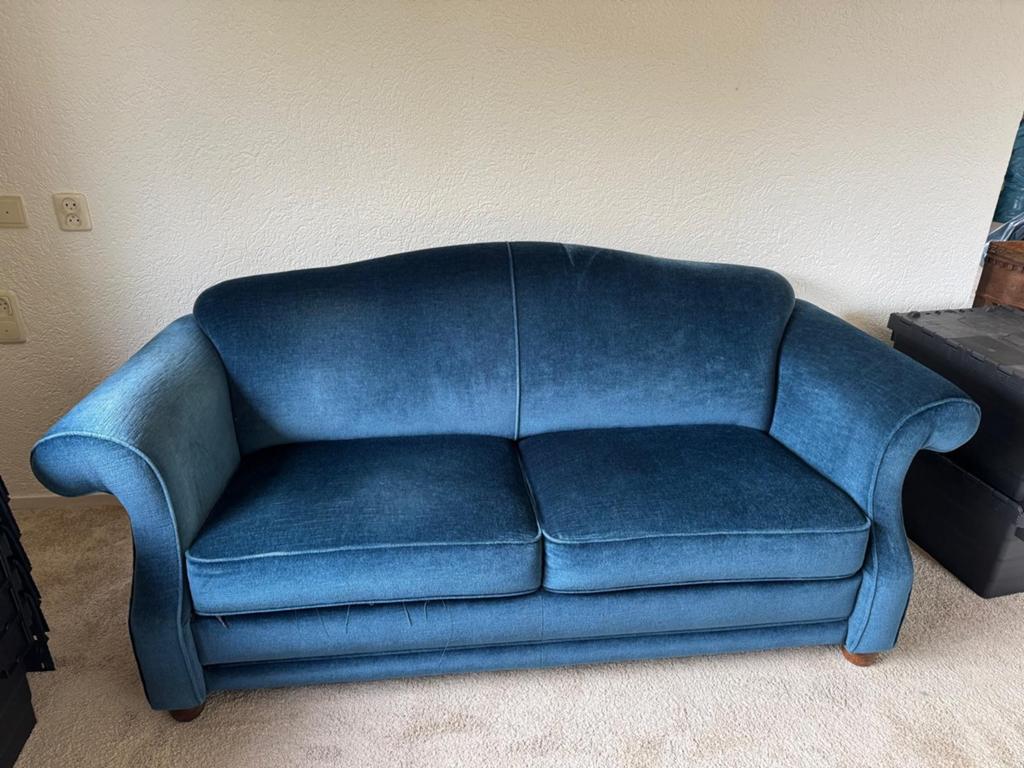 Unieke blauwe bank met velourse bekleding, Ophalen, Gebruikt, 150 tot 200 cm, Tweepersoons