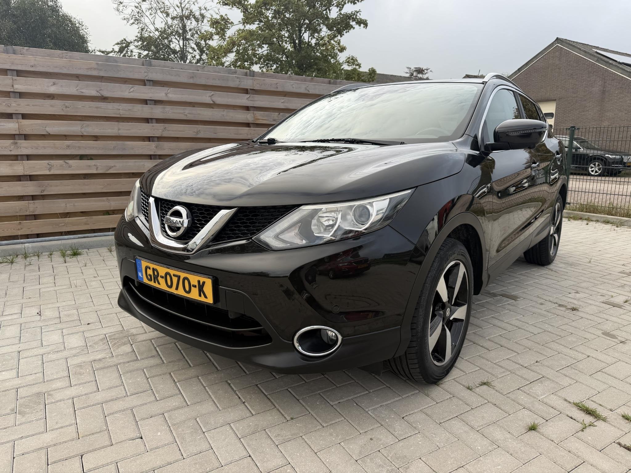 Nissan Qashqai 1.2 Connect Edition Camera l Keyless, Voorwielaandrijving, Stof, Gebruikt, Euro 6