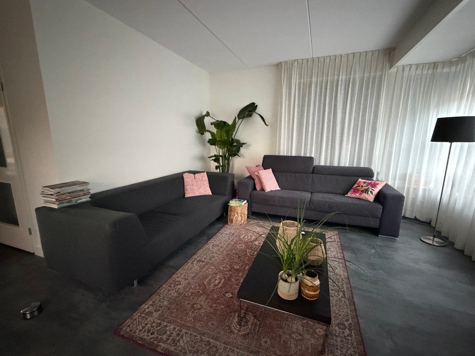 Comfortabele 3-zitsbank met verstelbare rugleuning, Ophalen, Driepersoons, 75 tot 100 cm, Zo goed als nieuw