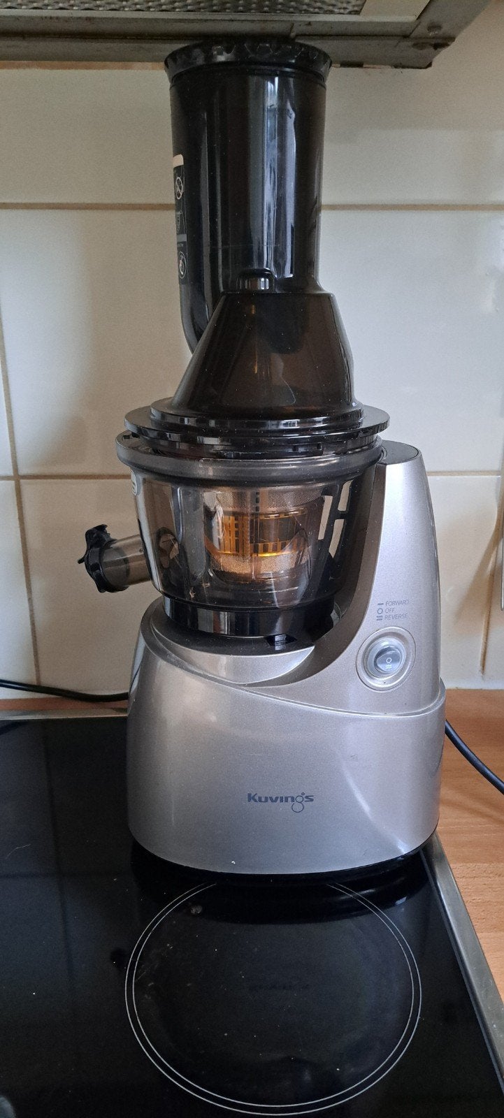 Kuvings Slowjuicer - Zo goed als nieuw, Witgoed en Apparatuur, Ophalen, Zo goed als nieuw, Elektrisch, Slowjuicer
