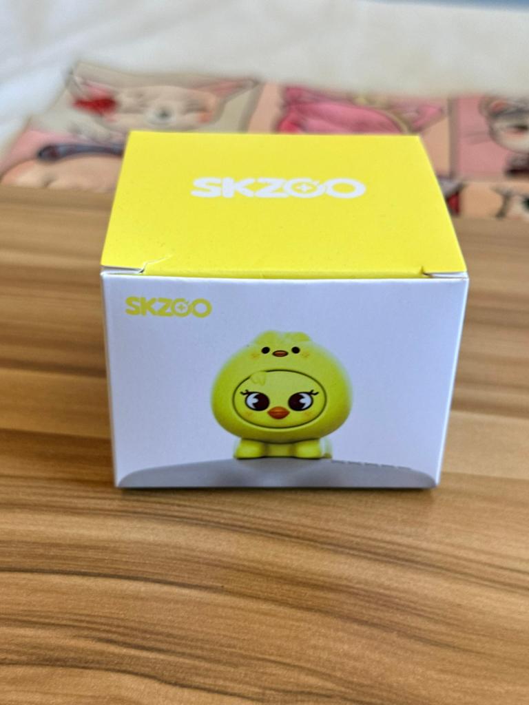 Stray Kids Felix BbokAri mini figure skzoo, Ophalen of Verzenden, Zo goed als nieuw, Pop, Beeldje of Miniatuur