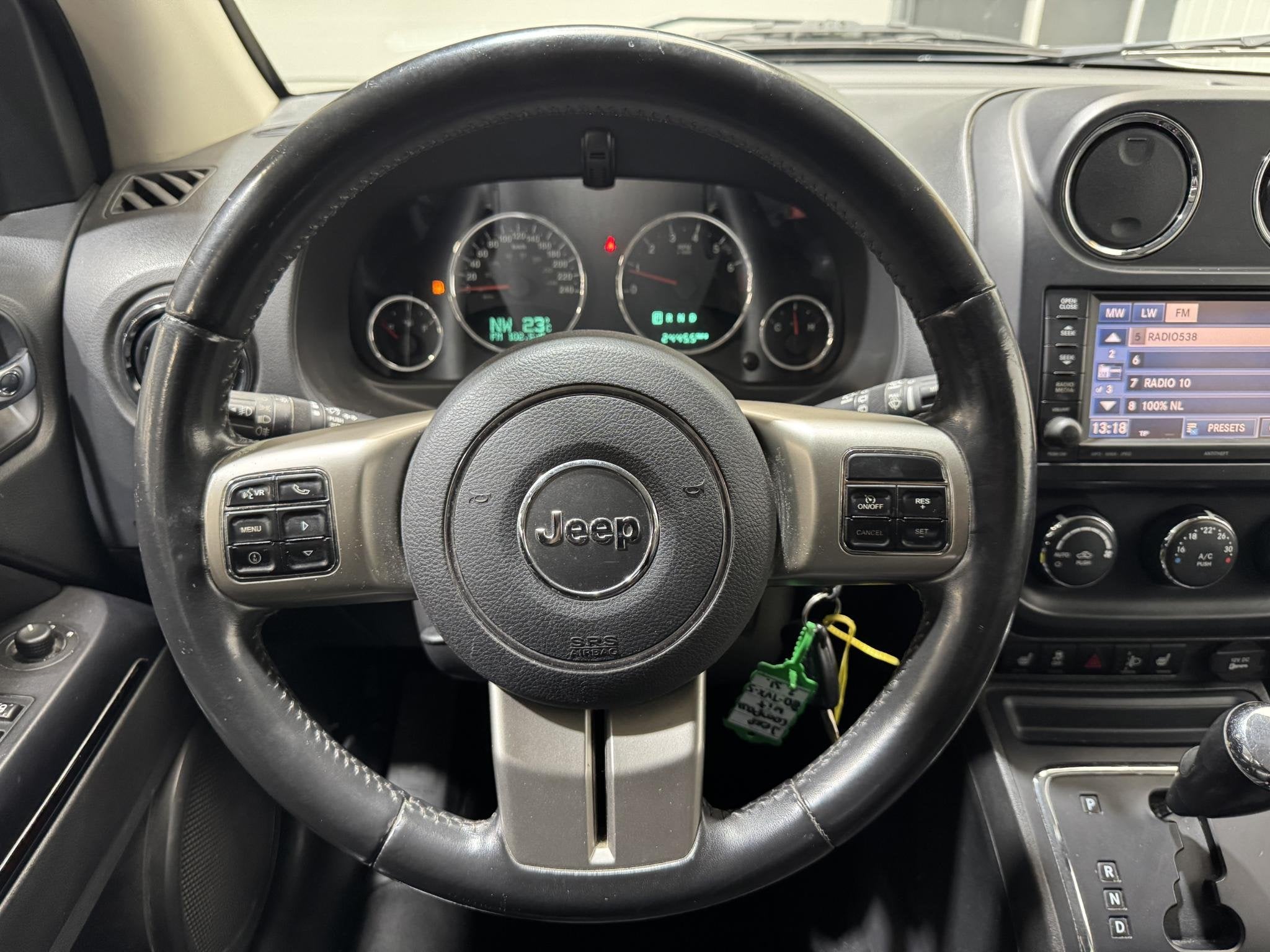 Foto 13 van Jeep Compass 2.4 Limited 4WD BAK KAPOT! MOTOR 100%