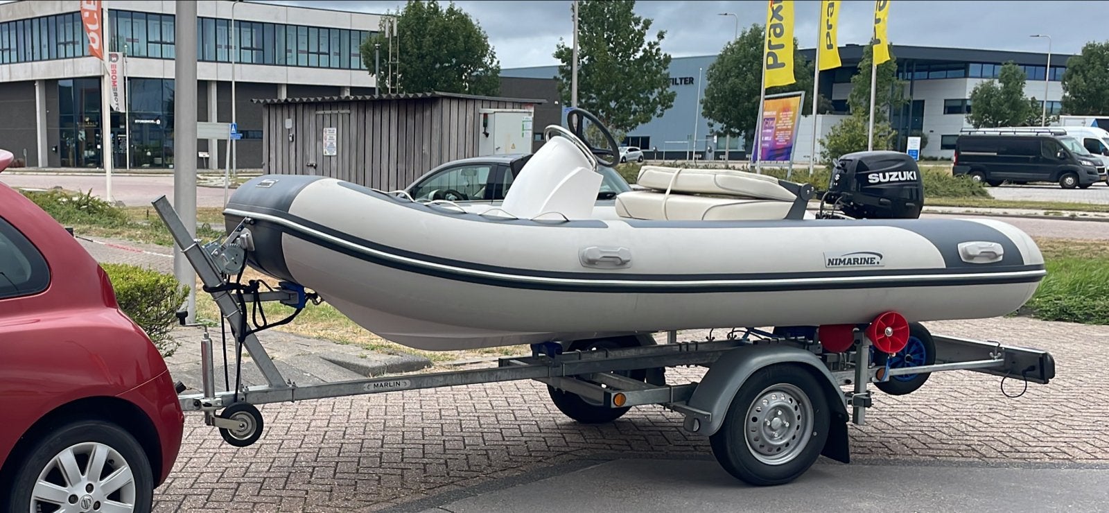 Nimarine 360 RIB met Suzuki 8pk en trailer (3 jaar oud), Polyester/glasvezel, Inclusief motor, Ophalen of Verzenden, Zo goed als nieuw