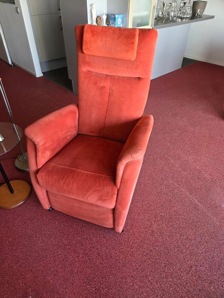 Nette Prominent Sta-op-stoel, elektrisch, Huis en Inrichting, Fauteuils, Ophalen