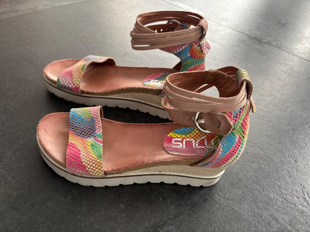Mjus sleehak sandalen multicolor Snake maat 38, Overige kleuren, Verzenden, Sandalen of Muiltjes, Zo goed als nieuw