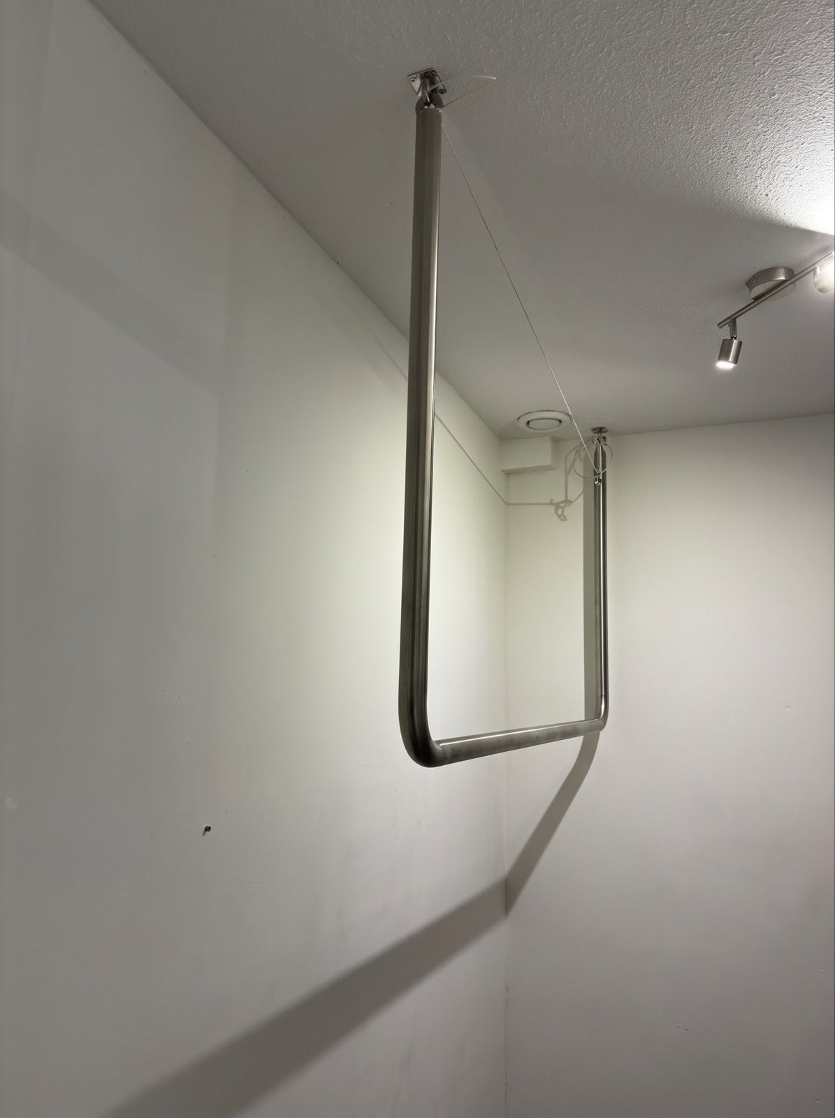Stoere RVS Plafondkapstok / Kledingroede (153x87 cm), Ophalen, Zo goed als nieuw