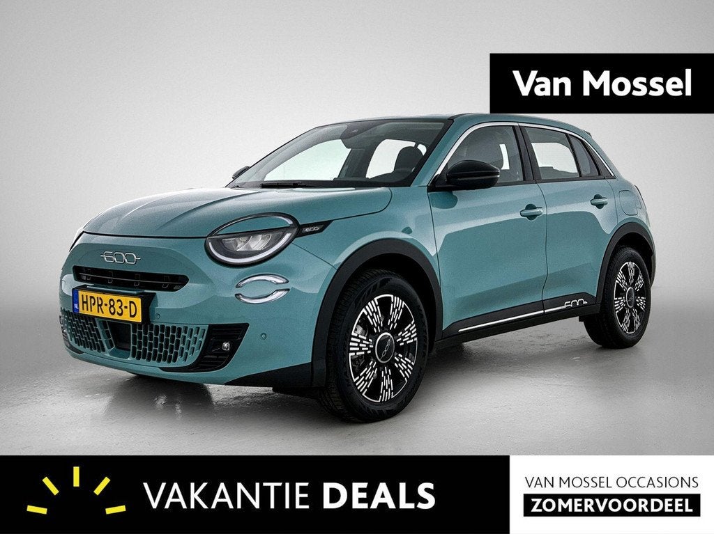 Fiat 600 1.2 Hybrid Urban Camera | Navigatie | Climate contr, 12 maanden, Stof, Gebruikt, 1199 cc