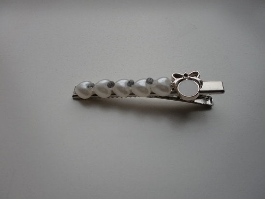 Haarspeld zilverkleurig met hartjes strass, Verzenden, Nieuw, Haarspeld