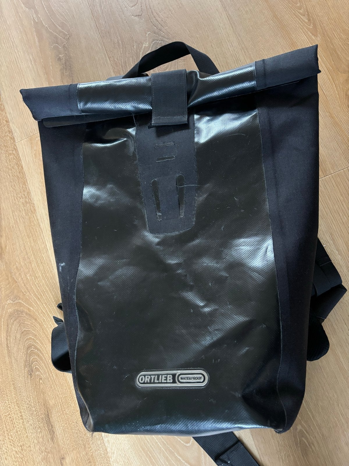 Ortlieb Waterdichte Rugzak - Zwart, Gebruikt, 25 tot 40 cm, Waterdicht, Ophalen