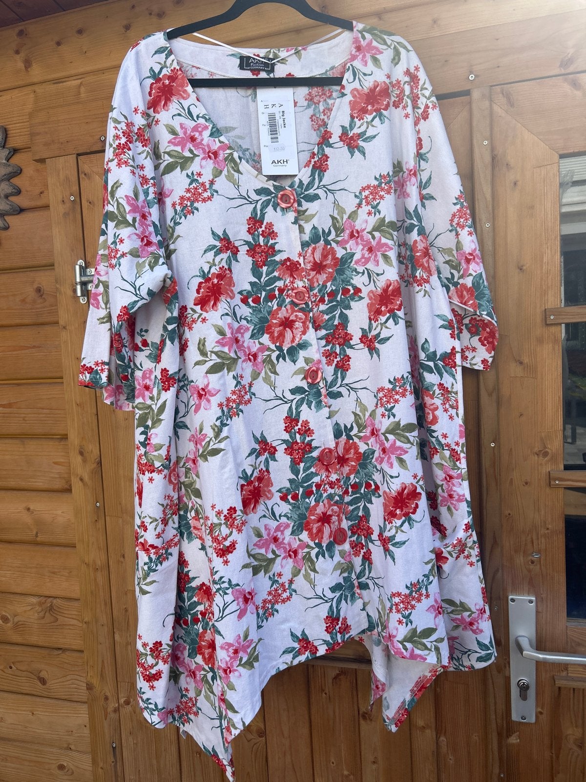 Nieuwe AKH Tuniek met Bloemenmotief en Asymmetrische Zoom, Ophalen of Verzenden, Nieuw, Meerkleurig, Blouse of Tuniek
