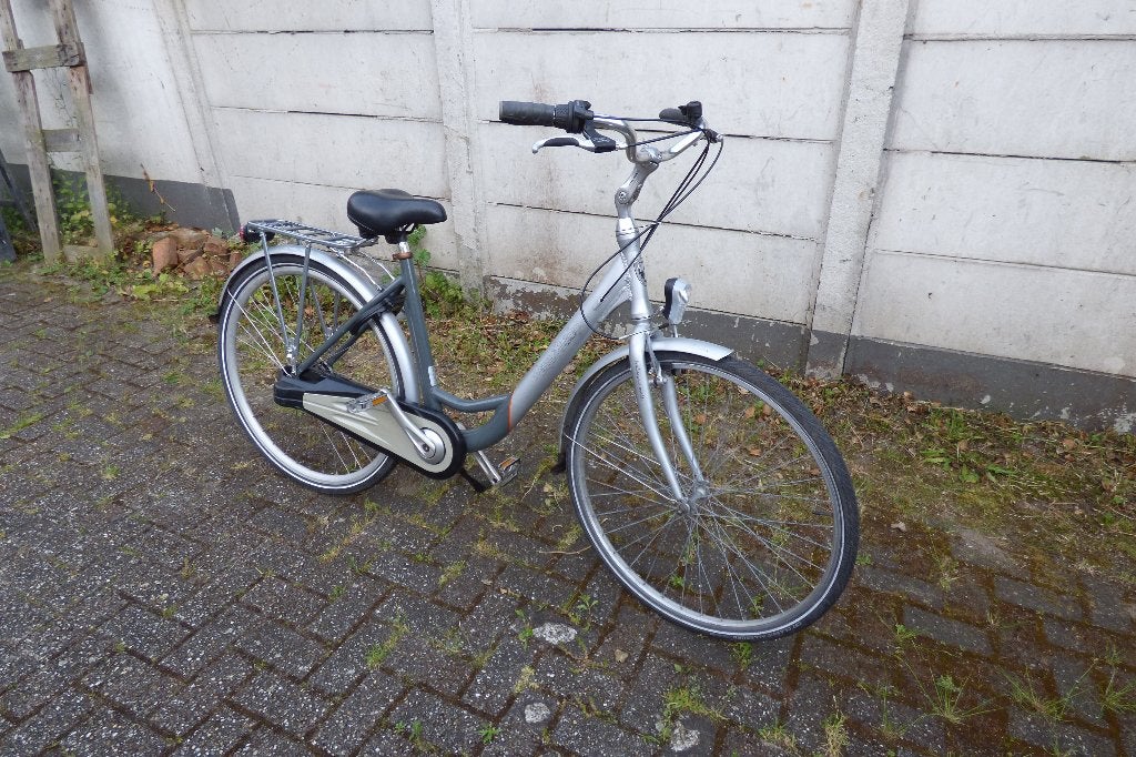 Dames stadsfiets 28 inch, Fietsen en Brommers, Fietsen | Dames | Damesfietsen, Gebruikt, 47 tot 50 cm, Versnellingen, Trommelrem
